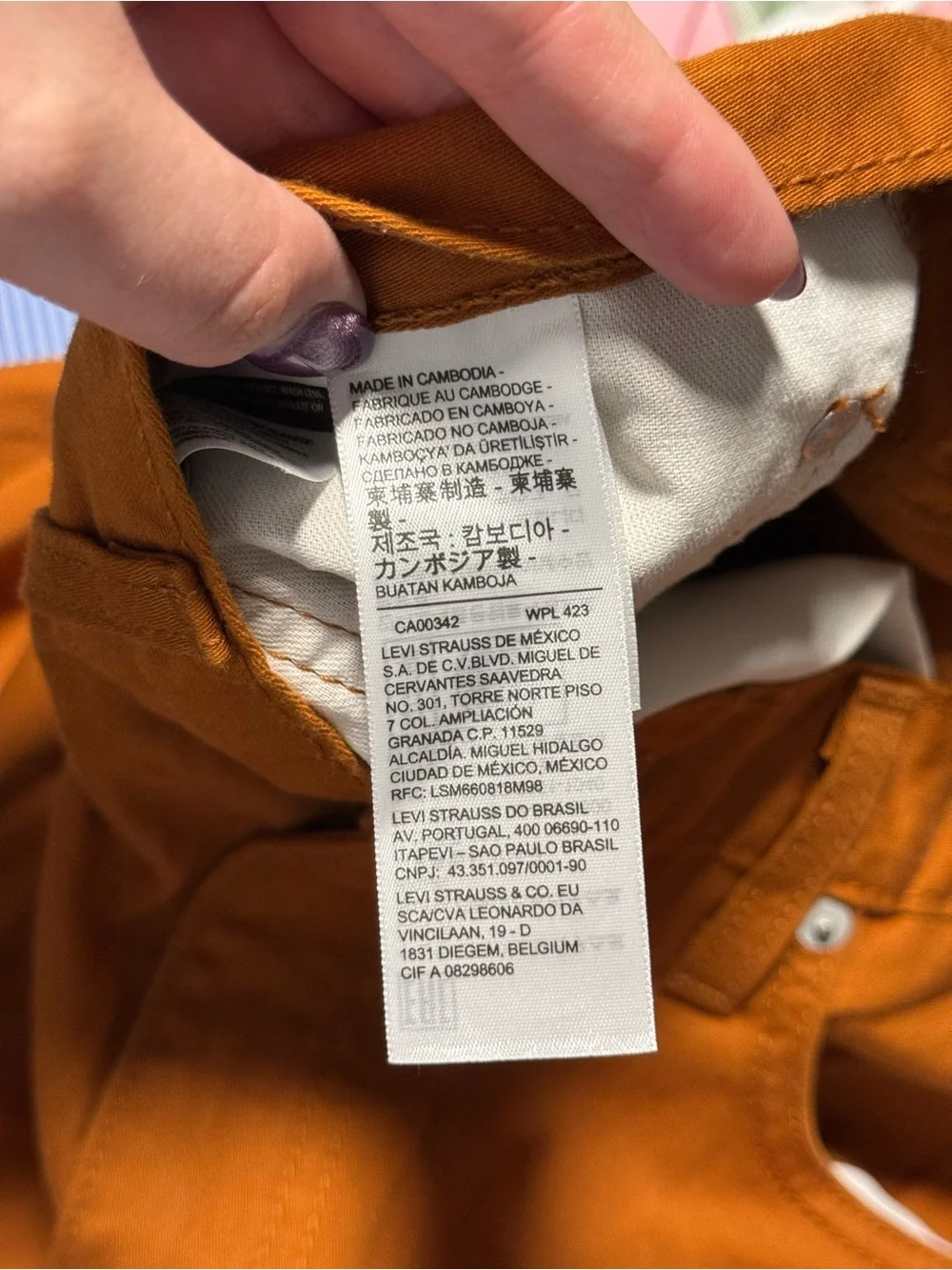 Levis slim tapered